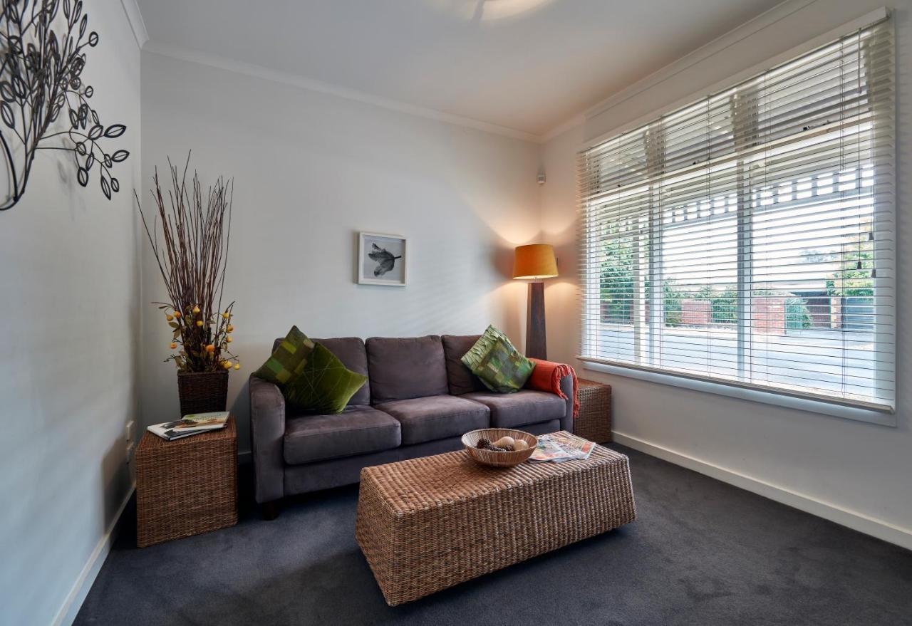 Mews Cottages Gisborne Extérieur photo